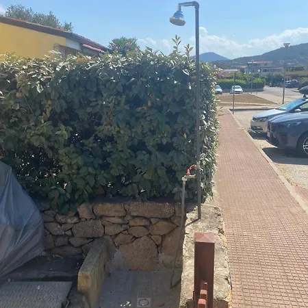 Tra Mare E Servizi Apartamento Budoni